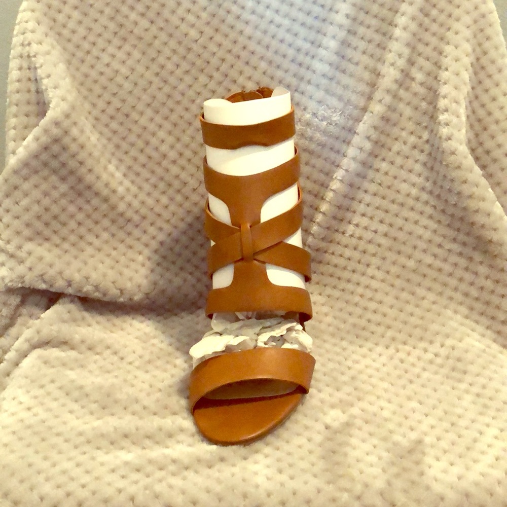 Just Fab *** Inez *** Color Cognac - Size 11